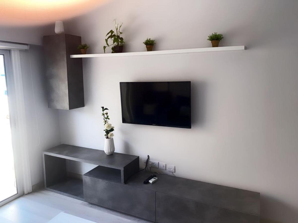 Paradise Promenade Apartment, 2Min Distance From Larnaca Marina Exterior foto
